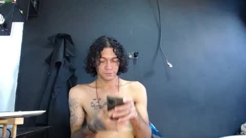 Snapshot of blue_morningstar chatting on 10.15.25 bunbury online show from 10.15.25