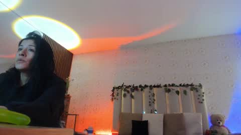 blue_tay1 online show from 02.13.26