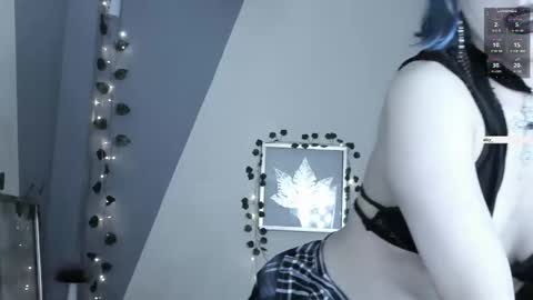 sophie  online show from 09.29.25