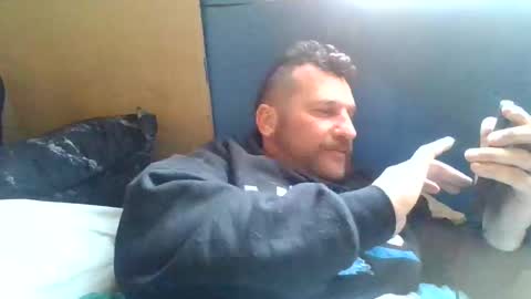 bluedemoneyes1986 online show from 02.24.25
