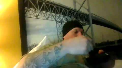 Snapshot of bluedemoneyes1986 chatting on 11.09.25 bluedemoneyes1986 online show from 11.09.25