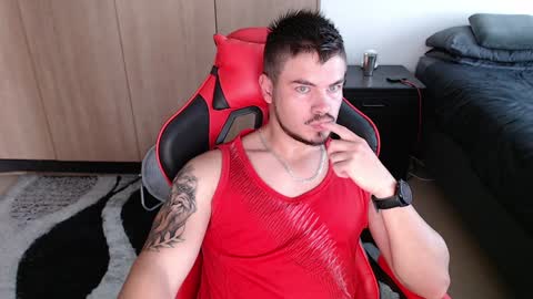 Snapshot of blueeyeboy0 chatting on 01.24.25 blueeyeboy0 online show from 01.24.25