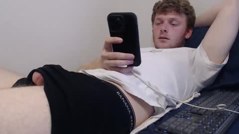 blue eyed twink online show from 02.10.26