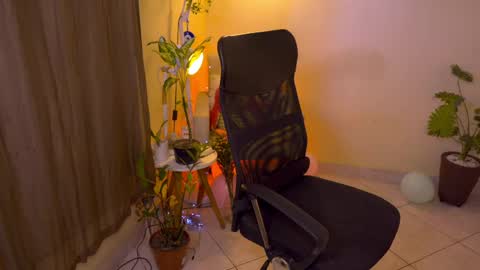 FLORAA online show from 04.14.26