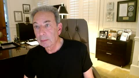 Snapshot of blueisles chatting on 06.18.26 blueisles online show from 06.18.26