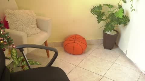 Snapshot of bluemysticlady chatting on 12.26.24 FLORAA online show from 12.26.24