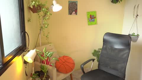 Snapshot of bluemysticlady chatting on 01.14.25 FLORAA online show from 01.14.25