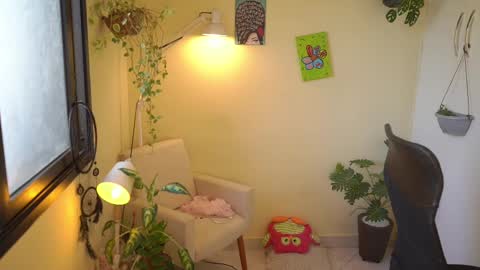 Snapshot of bluemysticlady chatting on 03.02.25 FLORAA online show from 03.02.25
