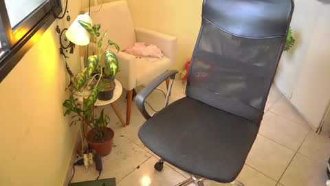 Snapshot of bluemysticlady chatting on 03.07.25 FLORAA online show from 03.07.25