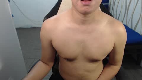 Snapshot of blueranger27 chatting on 12.06.24 Andy Tan online show from 12.06.24