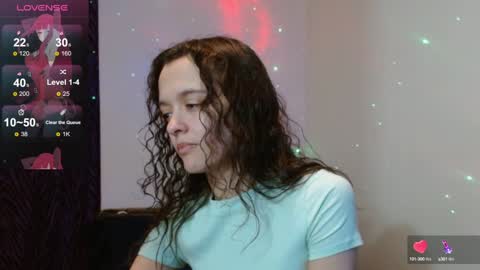 Snapshot of bluevixen7 chatting on 01.20.25 bluevixen7 online show from 01.20.25