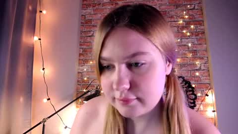 Ellie3 online show from 12.11.24