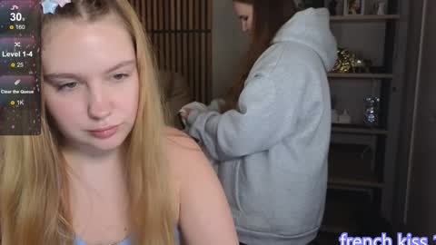 Ellie3 online show from 12.15.24