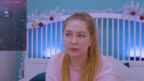 Ellie3 online show from 01.04.25