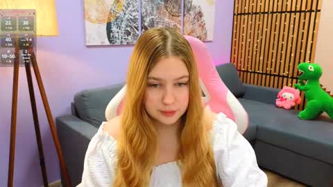 Ellie3 online show from 02.10.25