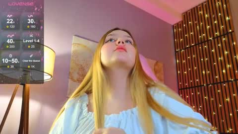 Ellie3 online show from 02.13.25