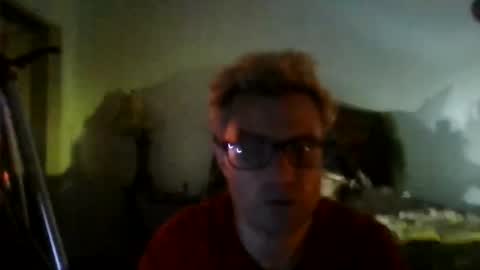 Snapshot of blushbitxh chatting on 12.25.24 BLUSHBITXH online show from 12.25.24