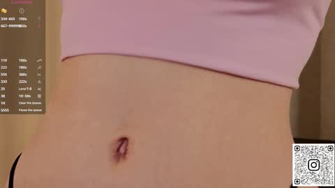 Snapshot of blushinbloom chatting on 10.05.25 Dolores online show from 10.05.25