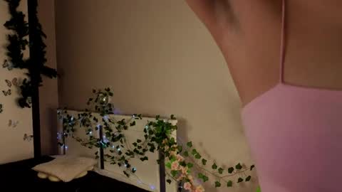 Dolores online show from 04.15.26