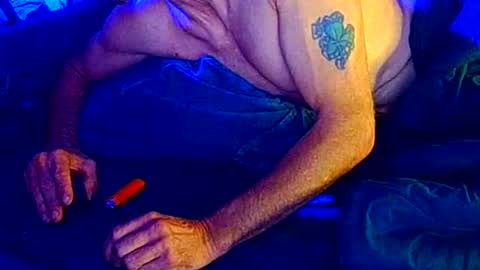 Snapshot of bmurray13kc2 chatting on 10.27.25 bmurray13kc2 online show from 10.27.25