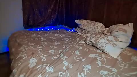 Liza and Max online show from 12.02.24