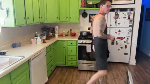 Snapshot of bnczuperzexy chatting on 11.25.25 ZuperZexyZounds online show from 11.25.25