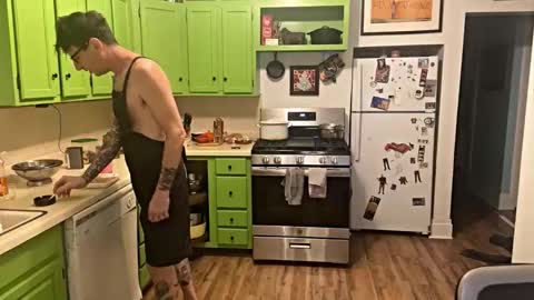 Snapshot of bnczuperzexy chatting on 12.23.25 ZuperZexyZounds online show from 12.23.25