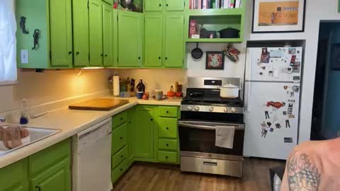 Snapshot of bnczuperzexy chatting on 02.04.26 ZuperZexyZounds online show from 02.04.26