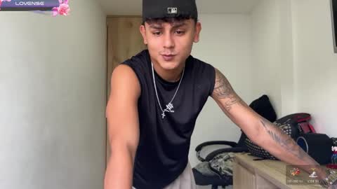 Bob  INDEPENDENT MODEL online show from 04.16.26