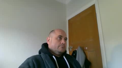 Snapshot of bobabator chatting on 03.05.25 bobabator online show from 03.05.25