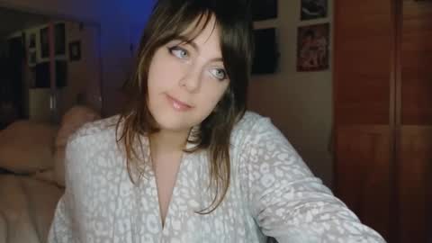 Bobbi Valentine online show from 11.23.25