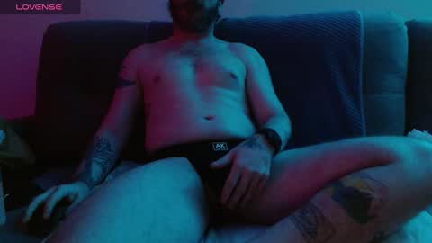 Bobby English online show from 09.30.25