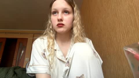 Nina online show from 04.01.26