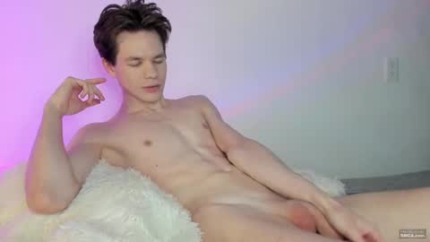 Snapshot of bobrikgay chatting on 02.18.25 BOBRIKGAY online show from 02.18.25