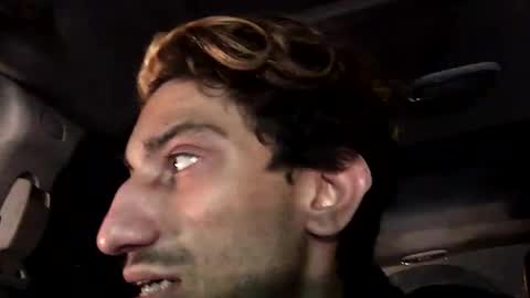 Snapshot of bodyyattiyatti chatting on 11.25.25 Sailorartemis online show from 11.25.25