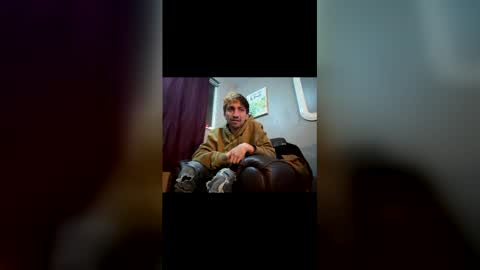 Snapshot of bodyyattiyatti chatting on 02.14.26 Sailorartemis online show from 02.14.26