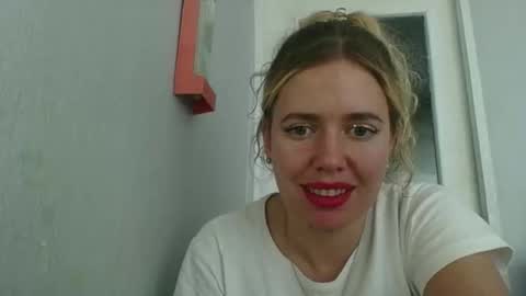 Snapshot of bohemian_rose chatting on 10.03.25 bohemian_rose online show from 10.03.25