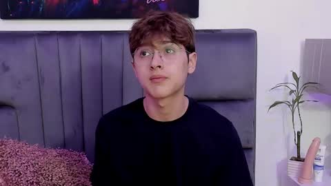 Boleyn online show from 01.03.25