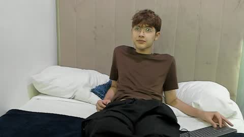 Boleyn online show from 01.05.25