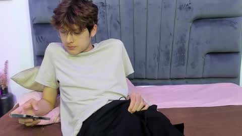 Boleyn online show from 02.21.25