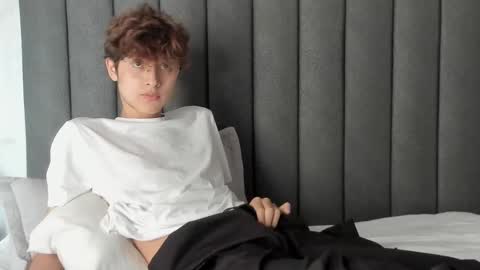 Boleyn online show from 03.01.25