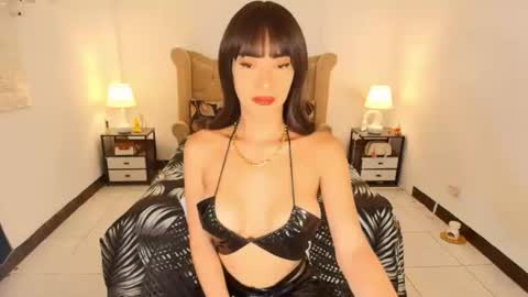 bombshelllaurax online show from 07.09.26