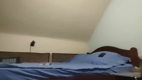 Snapshot of bondsuckslut chatting on 02.28.26 borntosuck online show from 02.28.26