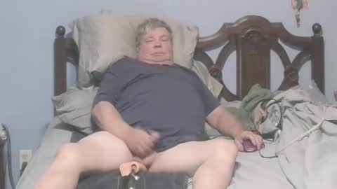 Snapshot of boner1961 chatting on 11.30.25 boner1961 online show from 11.30.25