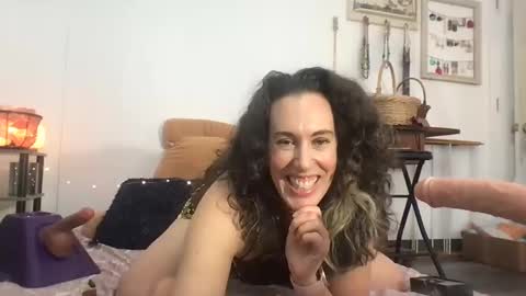 Bonnie online show from 12.05.24