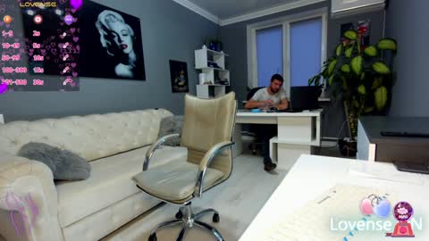 bonnie_annd_clyde online show from 12.04.24