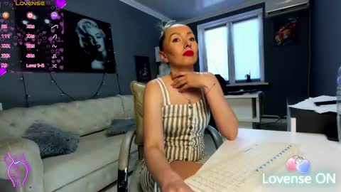 Snapshot of bonnie_annd_clyde chatting on 06.10.26 bonnie_annd_clyde online show from 06.10.26