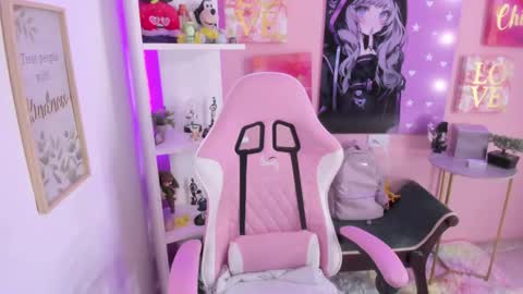 Bonnie online show from 10.04.25