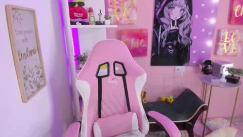 Bonnie online show from 10.21.25