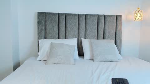 Bonnie online show from 11.11.25